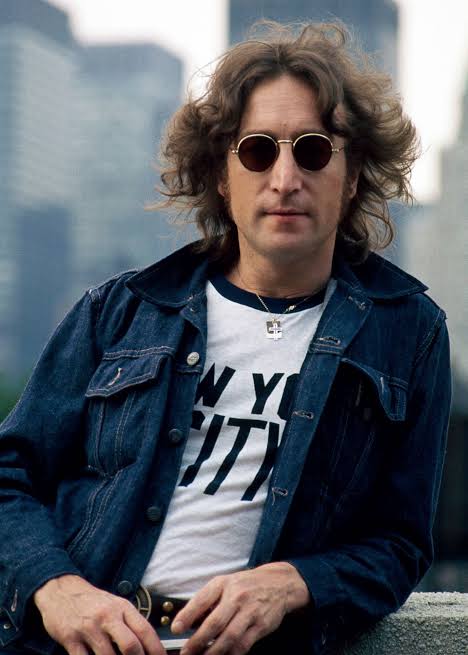 Портрет Lennon John